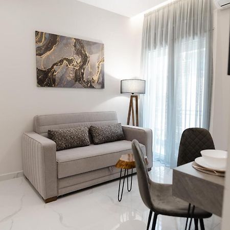 M10 Central Apartments Alexandroupolis Eksteriør billede